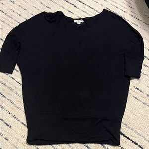 Zenana Outfitters Black Short Sleeve Top